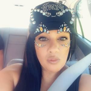 Meet your Posher, Karina